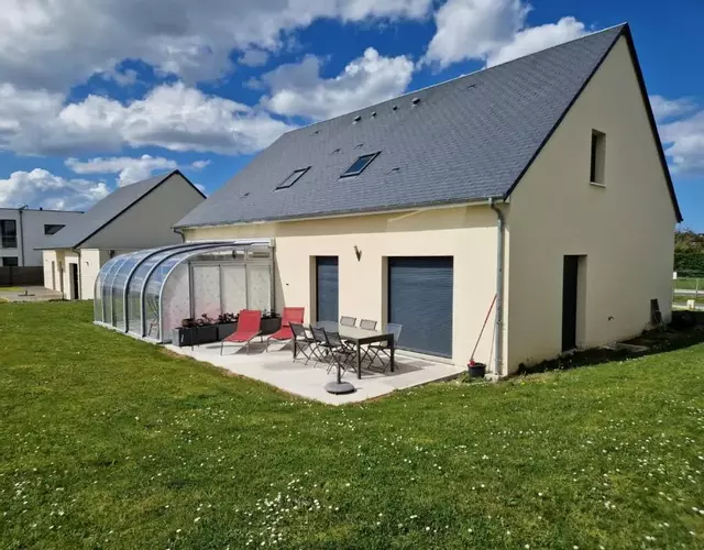 Sherman & Willy Jeep - 2 Maisons de vacances, 4min à pied de la plage - Parking privé - Wifi gratuit - Terrasse - Calme