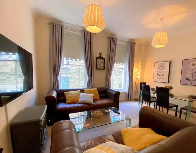Fabulous 2 bed Historic Ground floor apartment Belper with free car parking next to property
