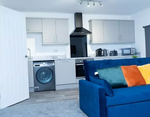 1BR Sleeps 4, 3 mins from City centre & Local Gems