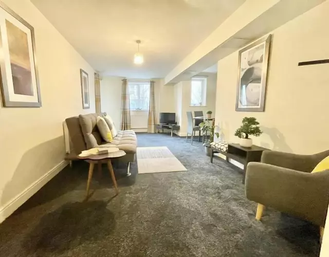 Ashford Retreat - Modern 2 Bedroom 2 Bathroom Apartment