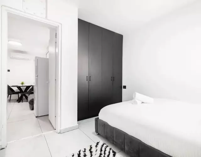 Luxury Small Unit with Mamad