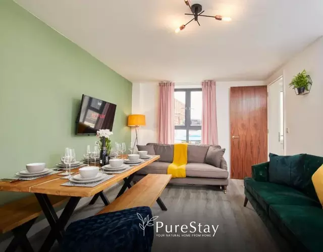 Stylish 5-bedroom Manchester Retreat Sleeps 9 by PureStay