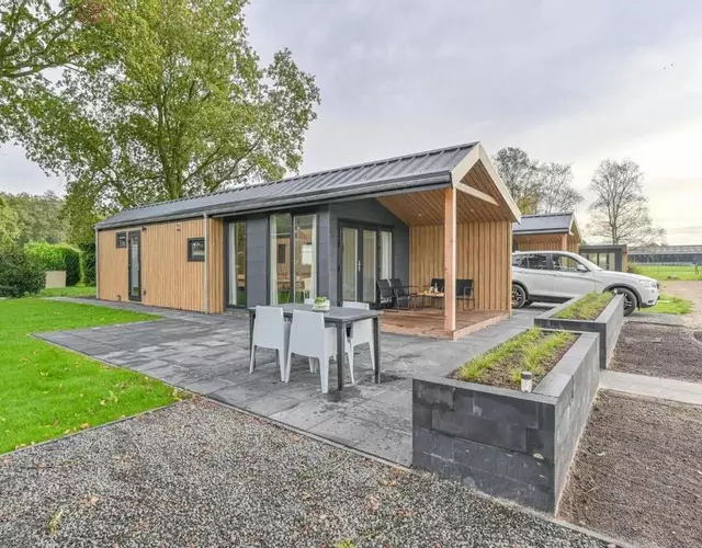 Chalet in Dutch Park with Garden and Terrace