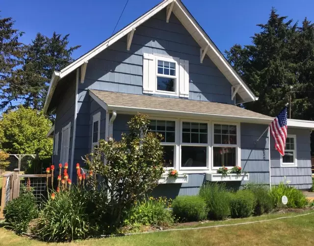 Seventh Street Cottage