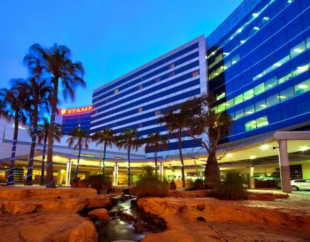 Stamford Plaza Sydney Airport Hotel & Conference Centre