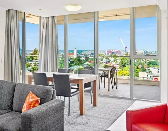 Hotel Diana South Brisbane