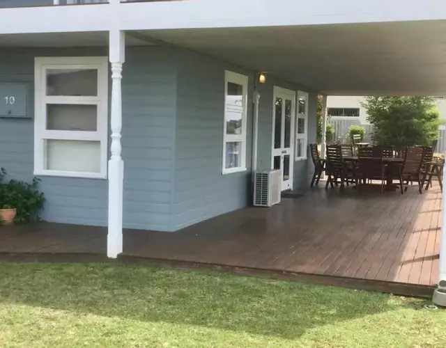 Ellis Street Studio - you can see right out over the river to the ocean