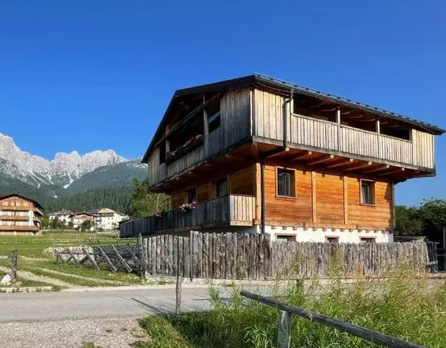 Chalet AVE