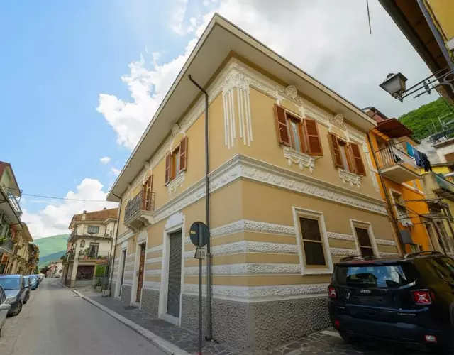 Orsini: tre camere da letto, 2 bagni