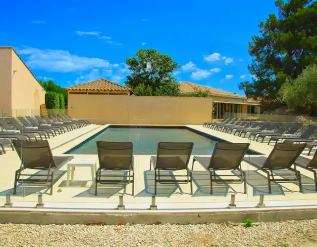 Golden Tulip Avignon Le Paradou