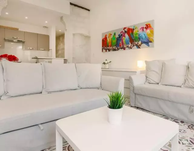 La Loge de l'Horloge - 1 min PALAIS DES PAPES - AC CLIM - WIFI - HYPERCENTRE - vue sur le carrousel