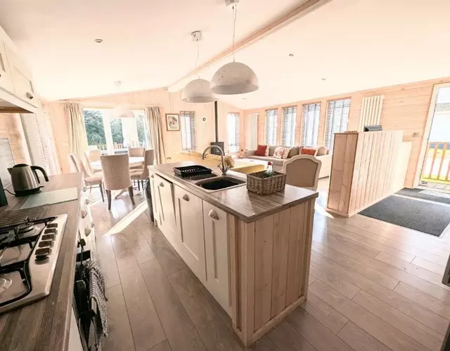 1 or 2 bedroom Hot tub Lodges