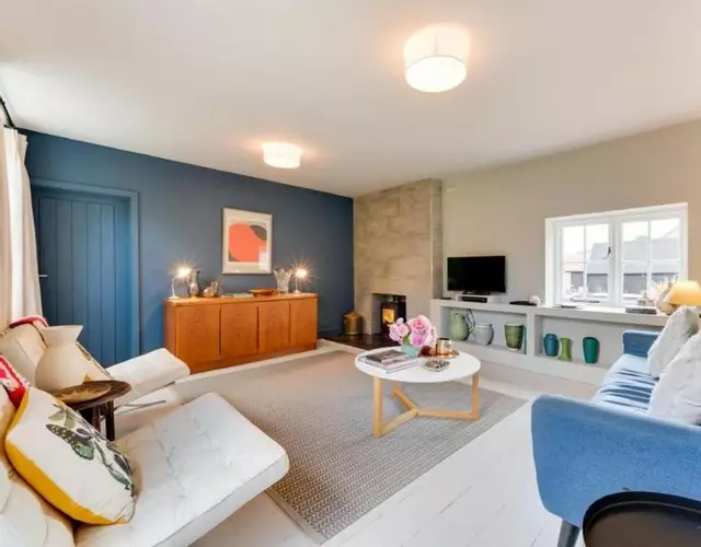 Stylish Hayloft sleeping 4 on Norfolk Broads