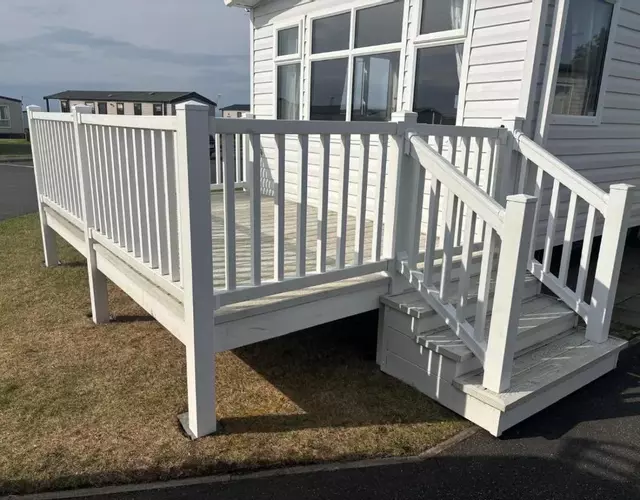 Linzis Coastal Caravan