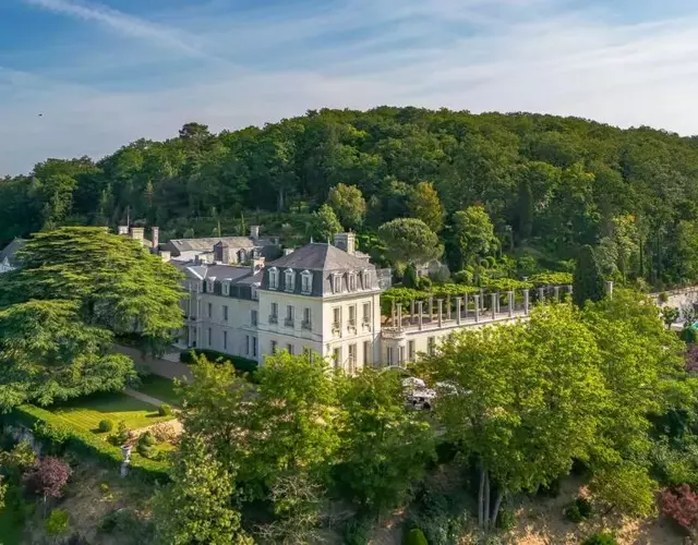 Chateau De Rochecotte