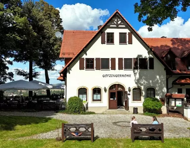 Berggasthof & Hotel Götzinger Höhe