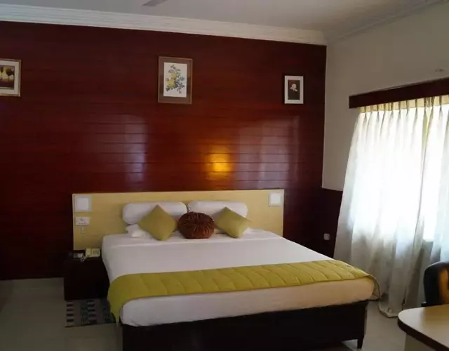 Hotel Badami Court