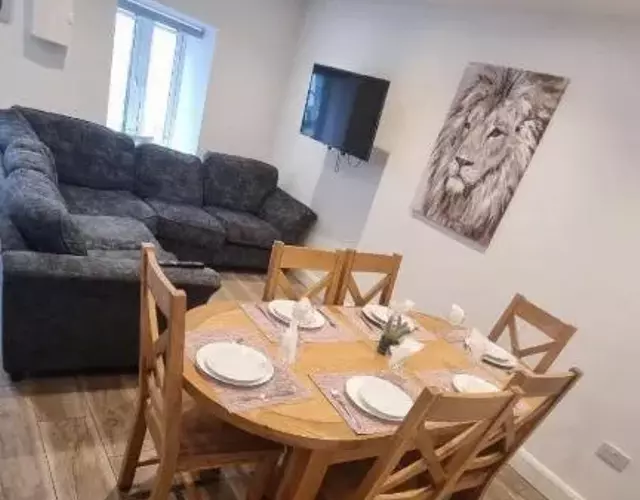 19 Eyre Square Lane Galway