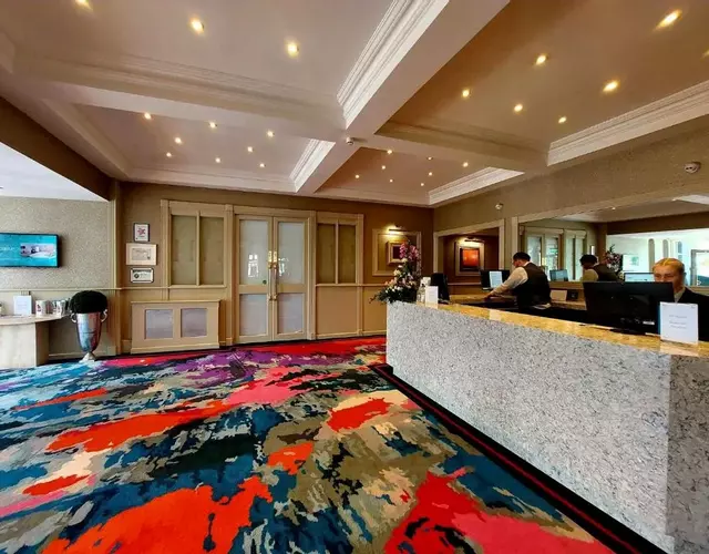 Flannery's Hotel