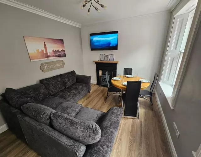 Shop Street Apartment