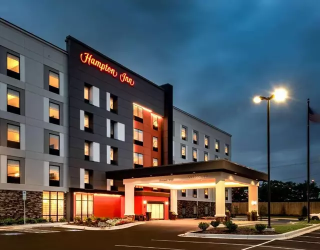 Hampton Inn Baltimore Bayview Campus