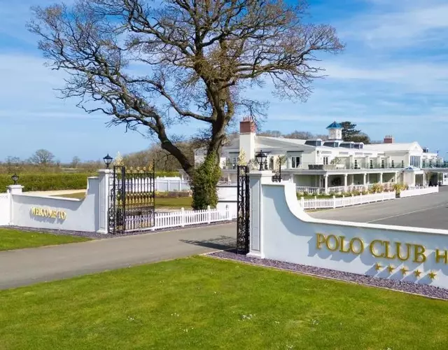 Polo Club - Hotel