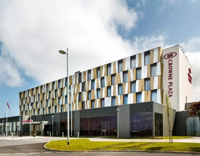 Crowne Plaza Aberdeen Airport by IHG
