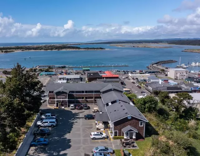 Bandon Inn