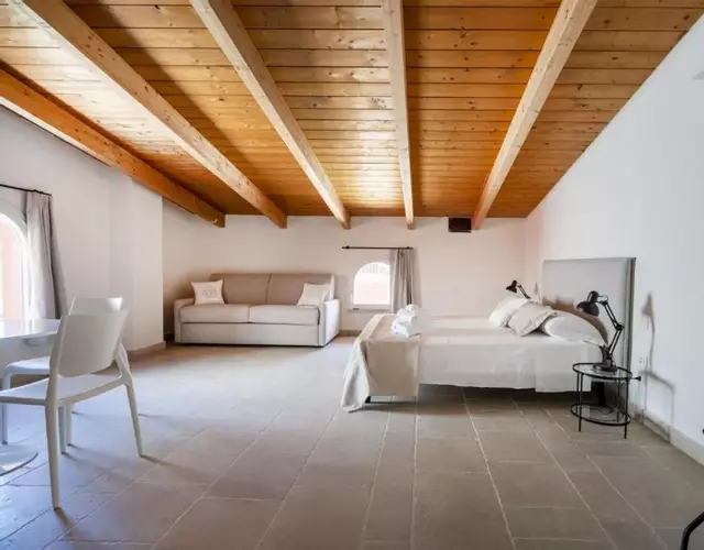 Palazzo della Torre 201– Modern Historic Apartment