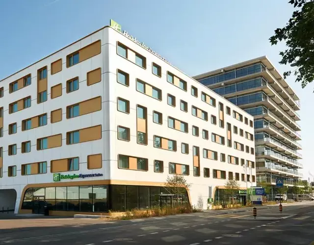 Holiday Inn Express & Suites - Basel - Allschwil by IHG