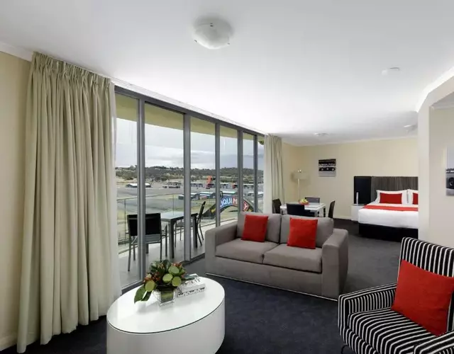 Rydges Mount Panorama Bathurst