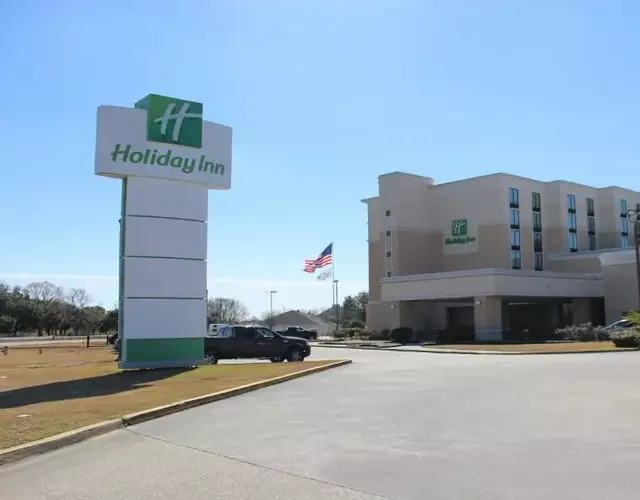 Holiday Inn Baton Rouge-South by IHG