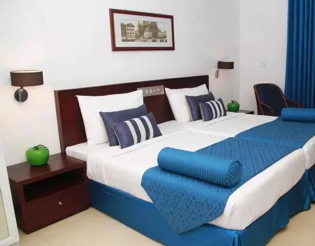 Earl's Red Passikudah