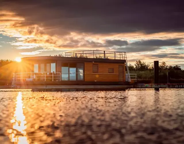 Floatinghouses Bärwalder See