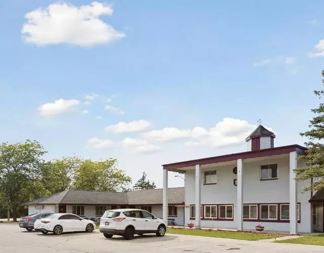 Currys Motel by OYO Saginaw MI