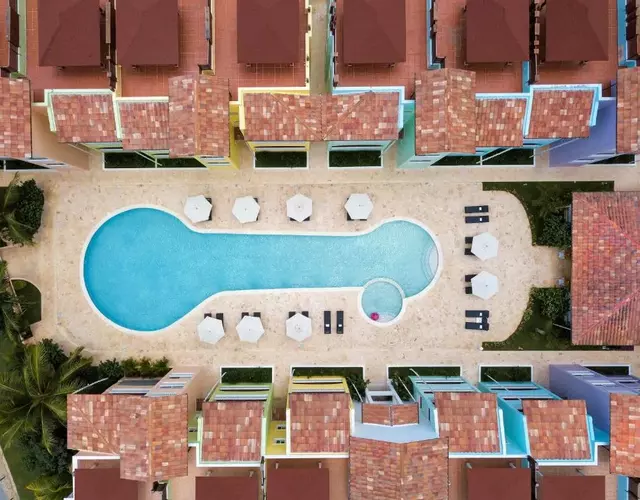 Los Flamencos Aparthotel Beach Club