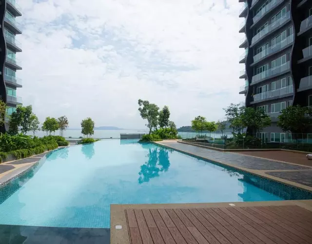 Seaview Vacation Home, 2mins Queensbay