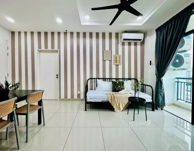 The Sun 1 or 3BR Bayan Lepas 4 to 10 pax WL