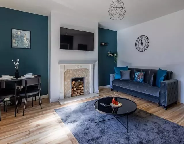 Gateshead Modern 2Bedroom House With Parking