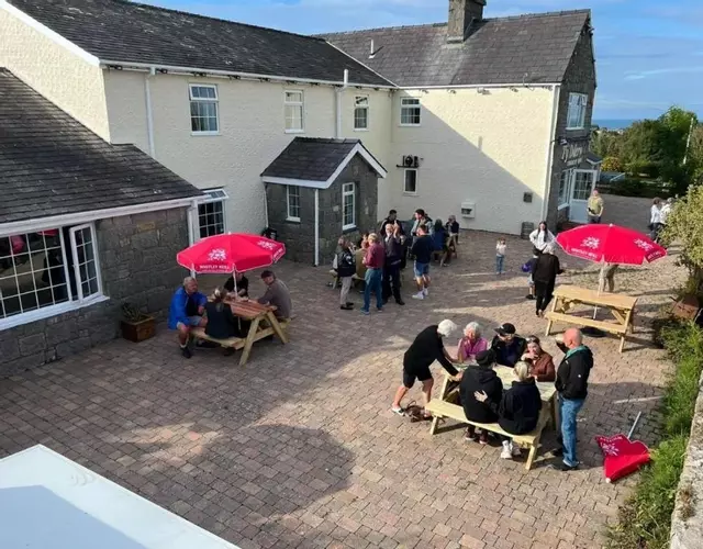 Ty Dderw Country Inn