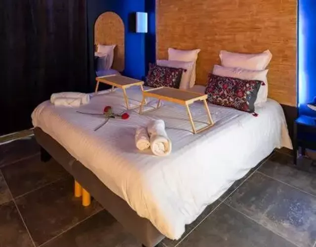 Le Pont des Amoureux Jacuzzi Wifi