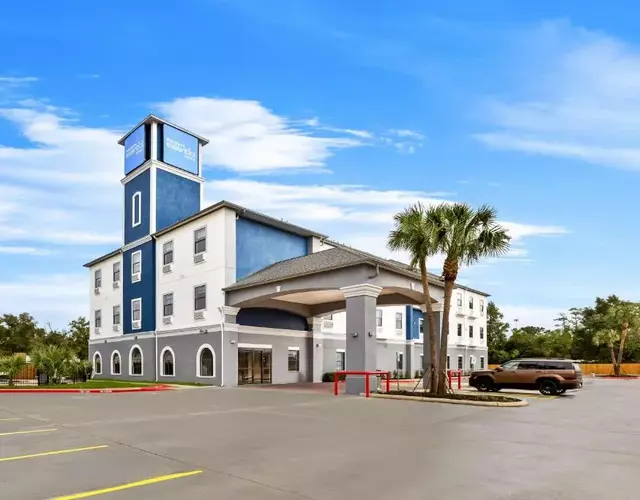 Sonesta Essential Beaumont