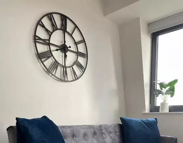 Premier Suite- Bedford city centre with free gym & parking