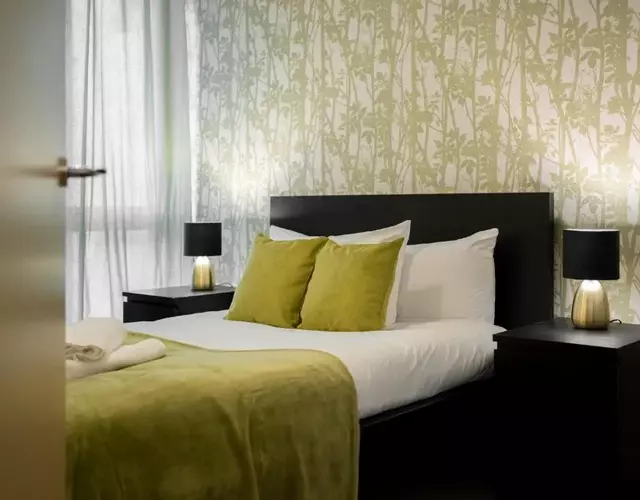 Stylish One Bed Apartment Central MK- The Hub
