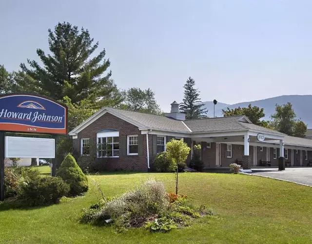 Howard Johnson by Wyndham Williamstown