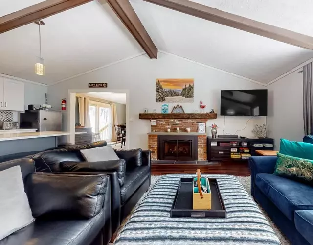 Trailhead Resting Spot