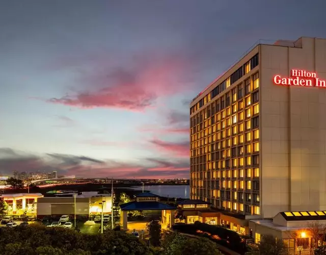 Hilton Garden Inn San Francisco/Oakland Bay Bridge