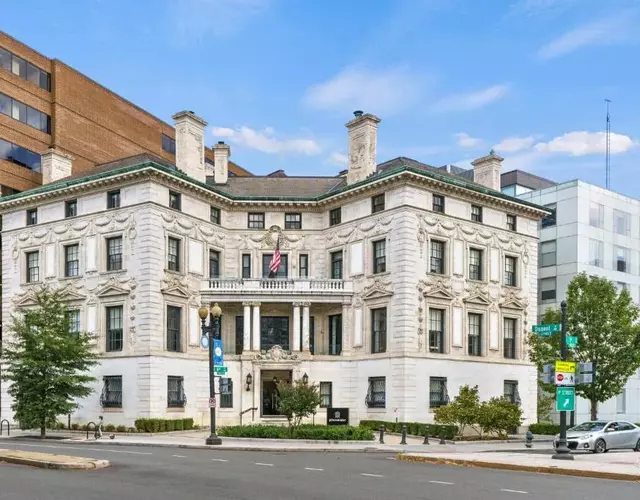 Placemakr Dupont Circle