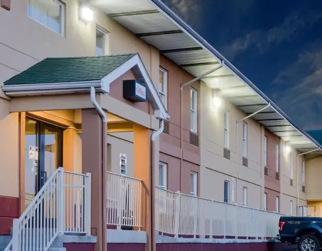 Super 8 by Wyndham Allentown