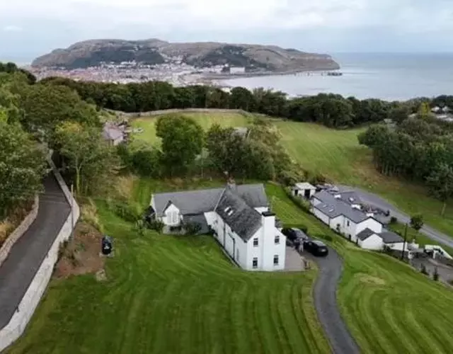 Bryn Goleu Bed & Breakfast